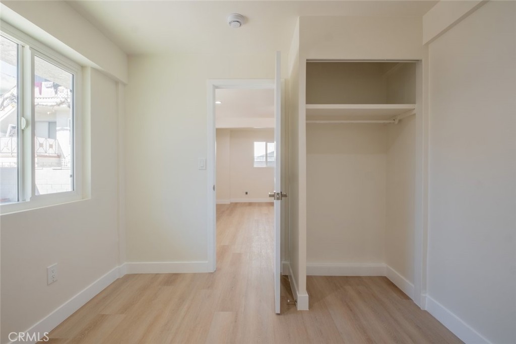 1834 N Alexandria Avenue Property Photo 35