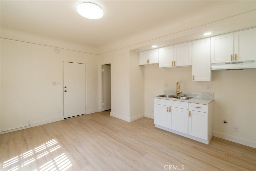 4567 Pickford Street Property Photo 8