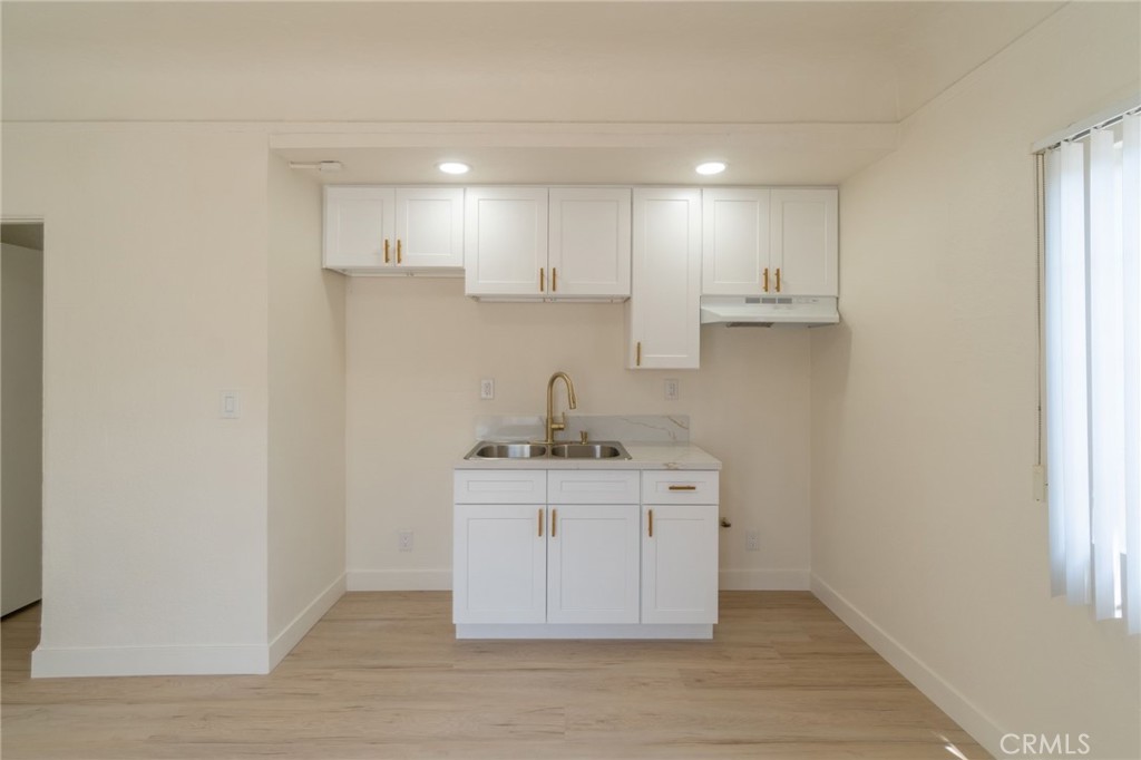 4567 Pickford Street Property Photo 10