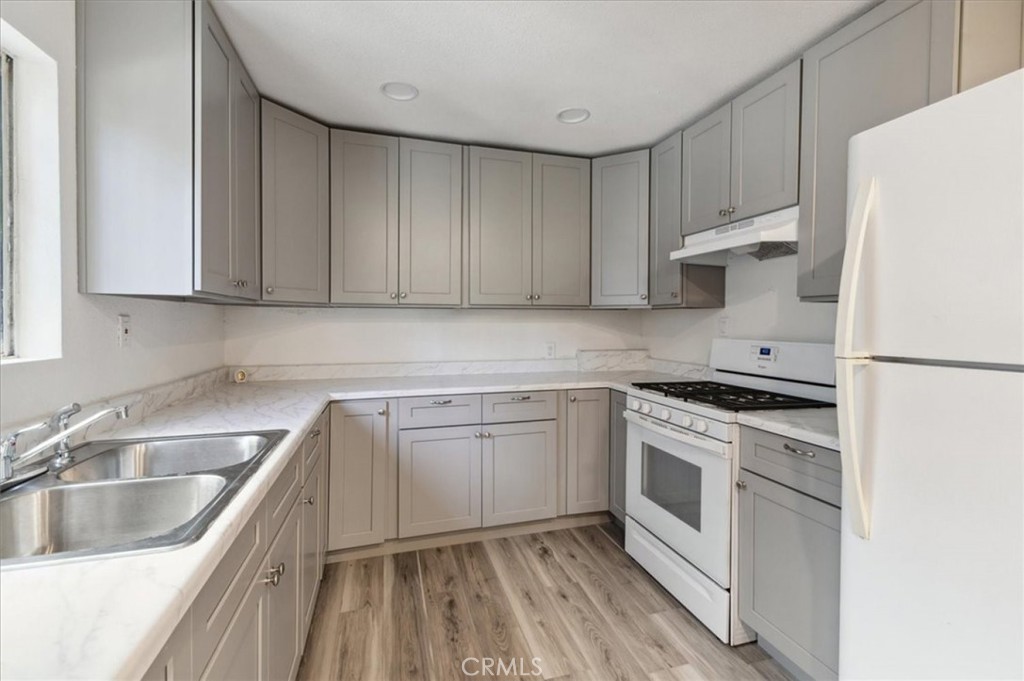 818 Record Avenue Property Photo 1