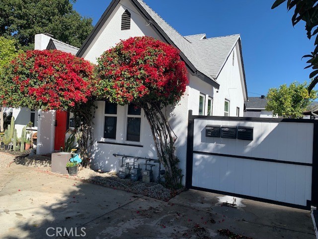 1513 2nd Street B Property Photo
