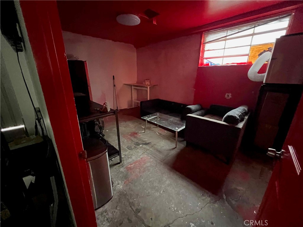 3242 Fowler Street Property Photo 15