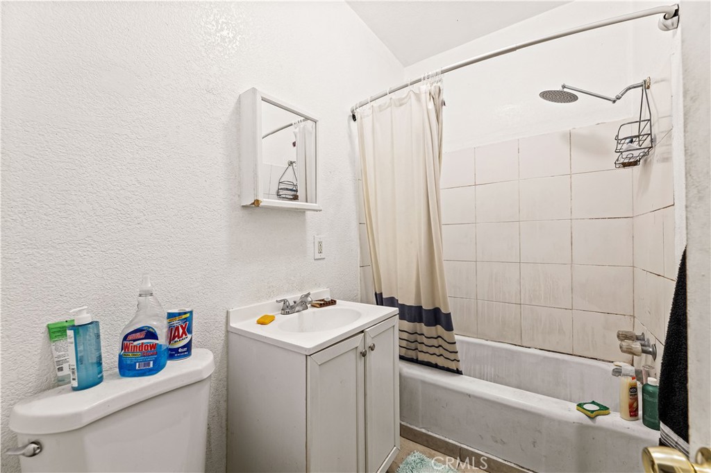 2532 Eastlake Avenue Property Photo 16