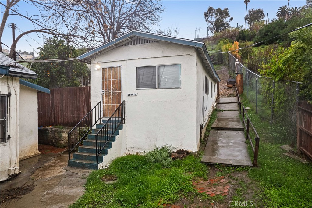 2532 Eastlake Avenue Property Photo 32