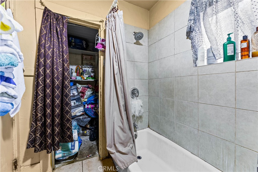 2532 Eastlake Avenue Property Photo 58