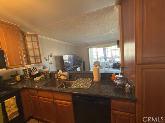 20930 Parthenia Street 216 Property Photo 6