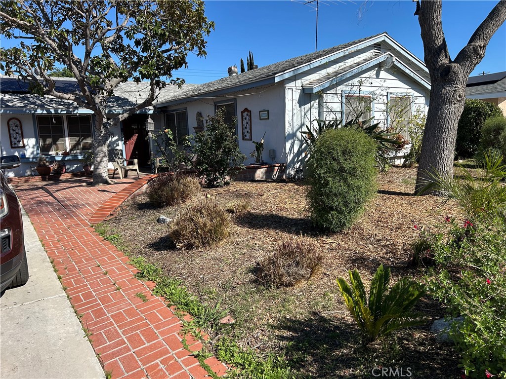 7430 Ponce Avenue Property Photo