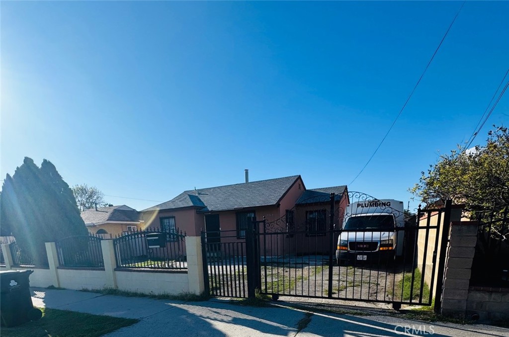 13569 Remington Street Property Photo