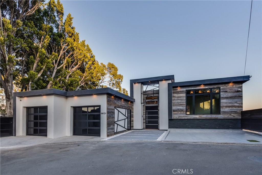 8401 Wyndham Road Property Photo