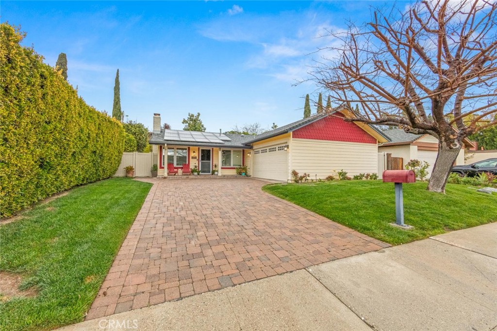 1825 Sandal Wood Place Property Photo