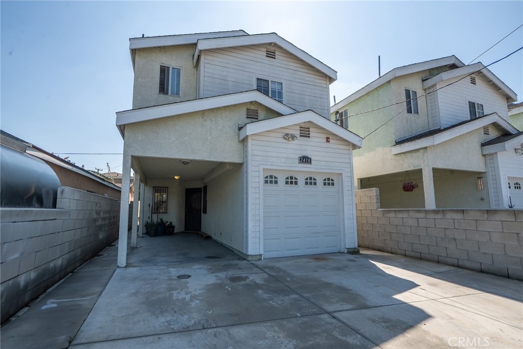 2418 E Stockwell Street Property Photo