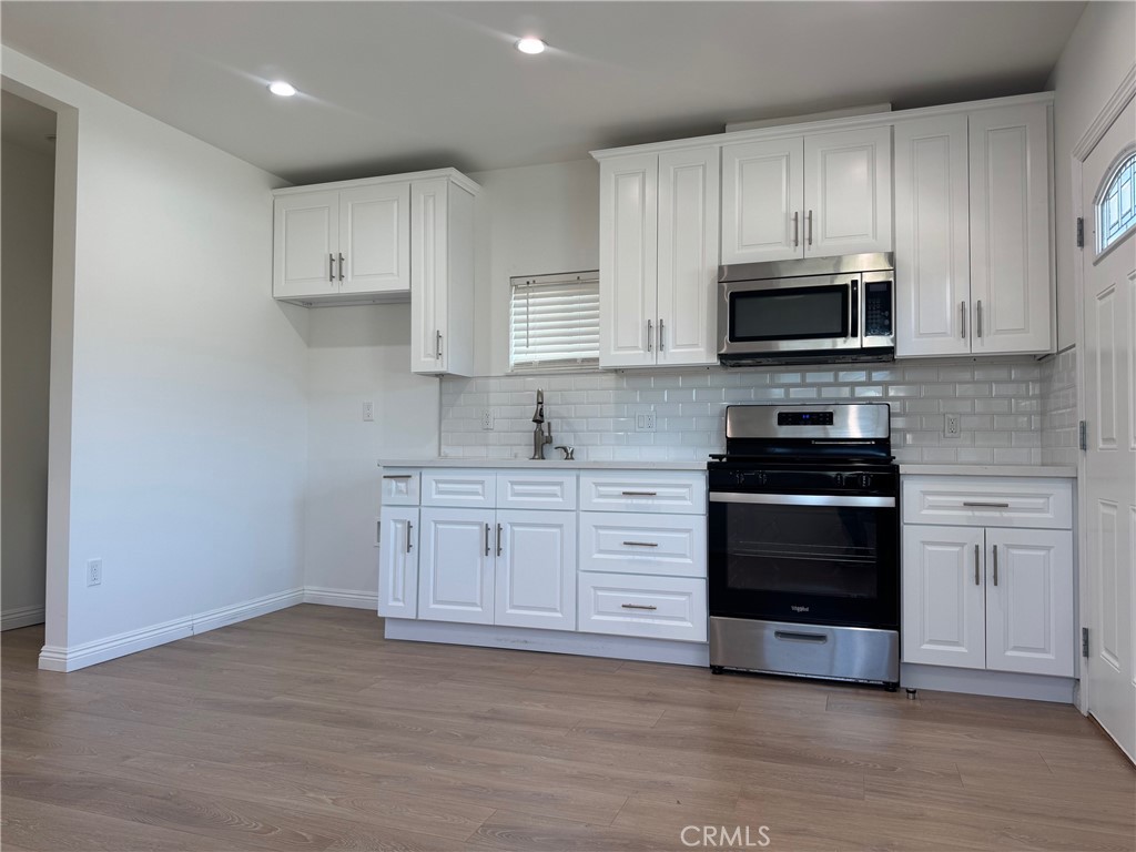 15436 1/2 Mayall Street Property Photo