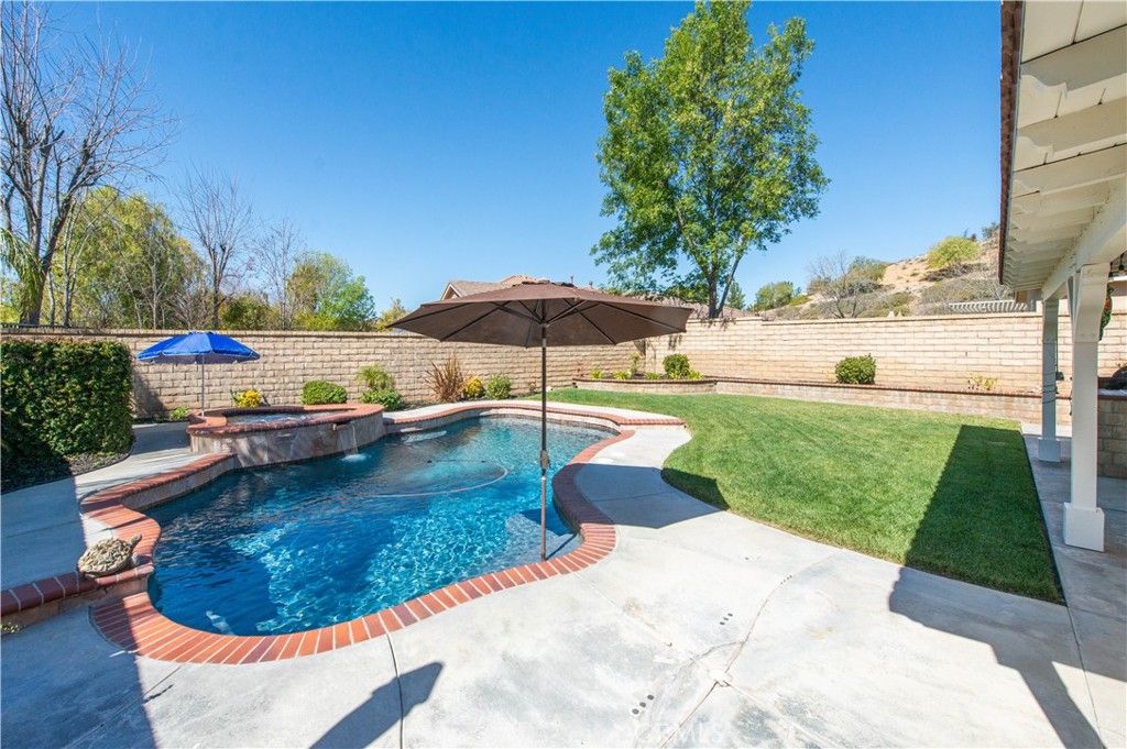 28334 Alton Way Property Photo