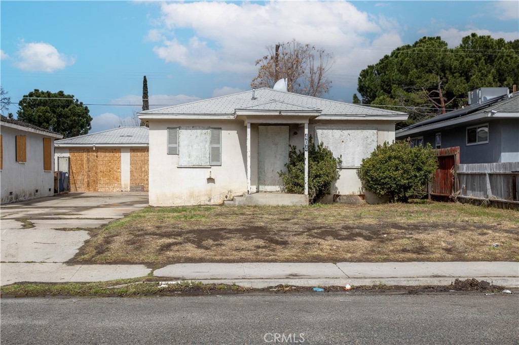 404 -410 1/2 Lincoln Avenue Property Photo
