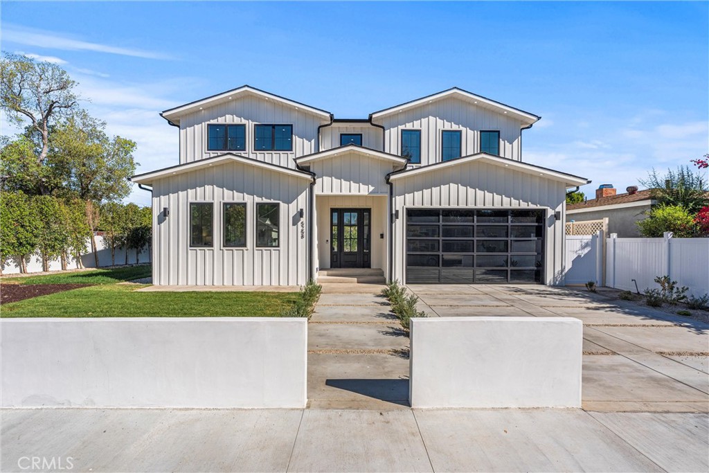 5258 Lemona Avenue Property Photo
