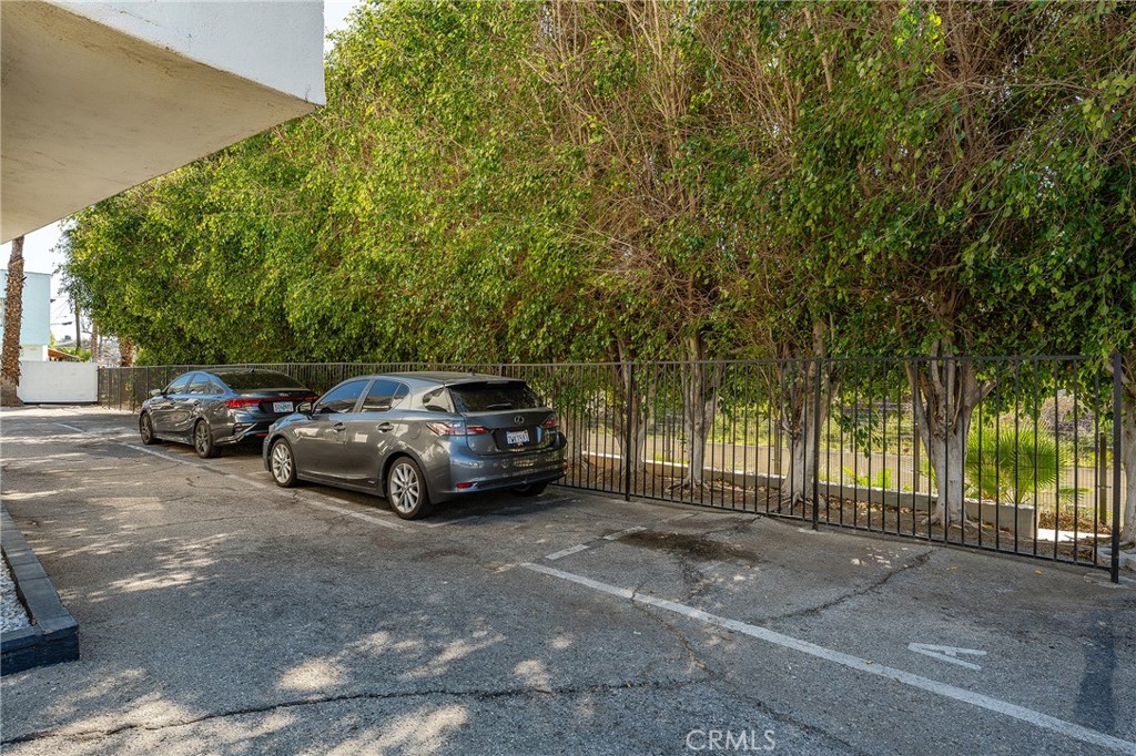 252 W Elm Avenue Property Photo 7