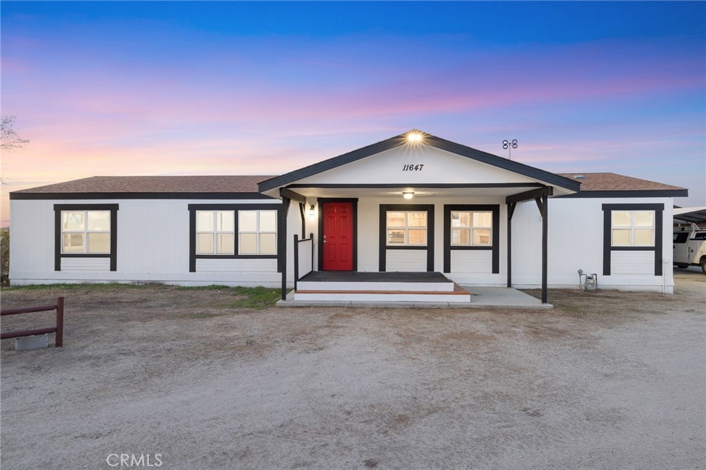 11647 E Avenue R2 Property Photo