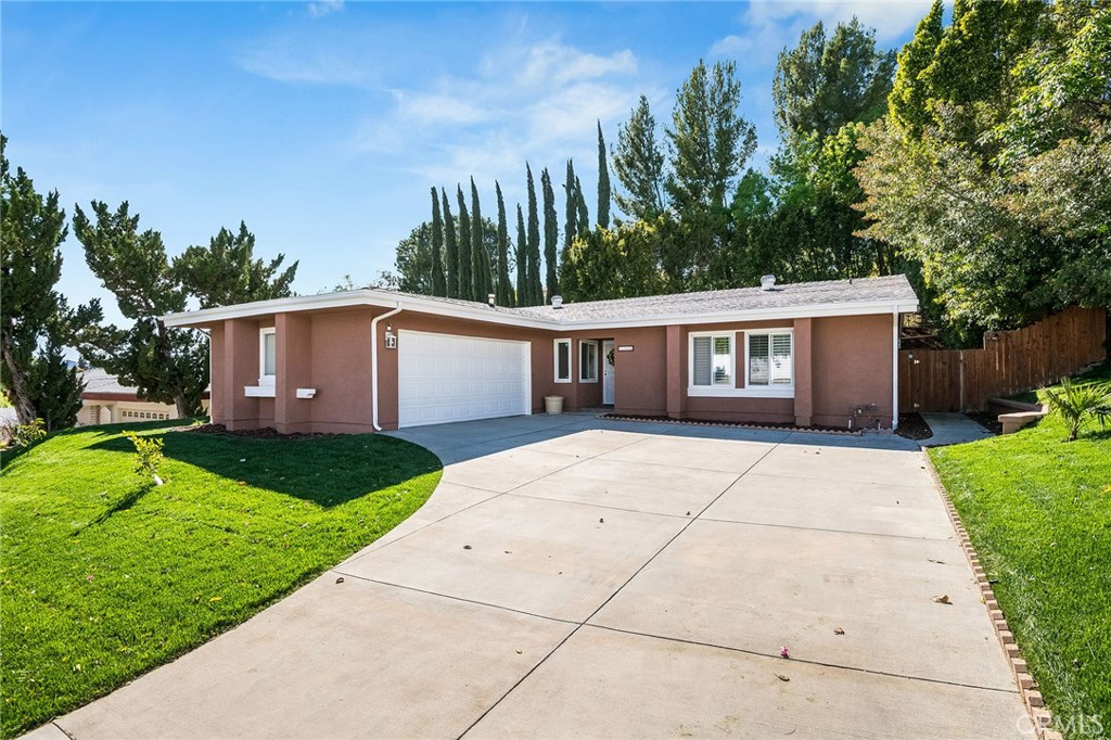 7365 Pomelo Drive Property Photo
