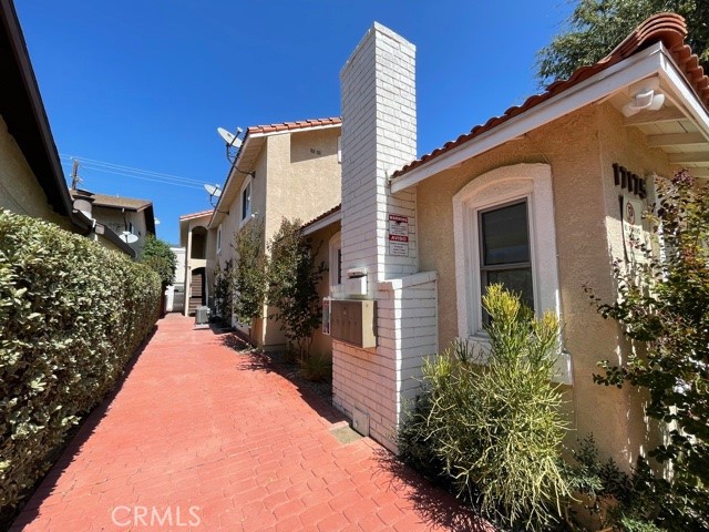 17175 Chatsworth Street Property Photo 3