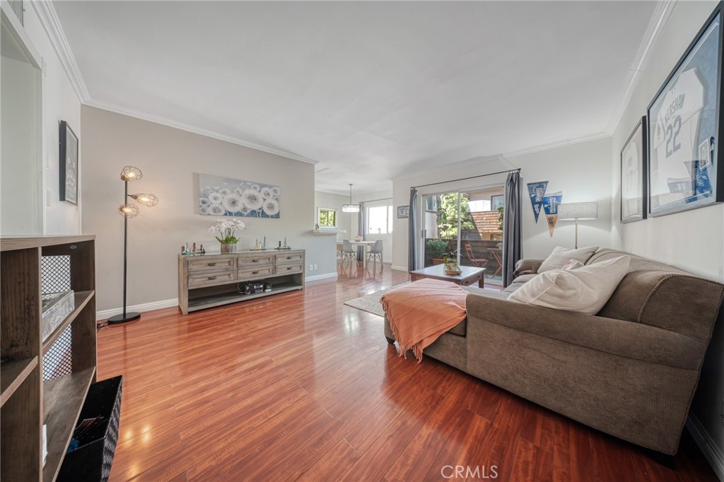 5349 Newcastle Avenue 67 Property Photo