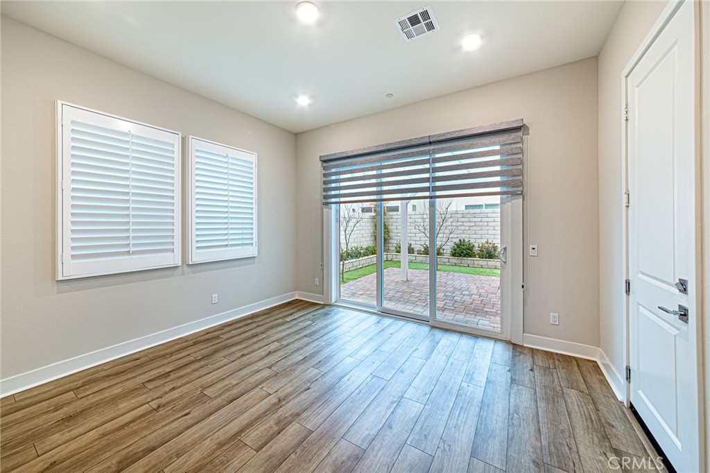 27018 Goldfields Court Property Photo 7