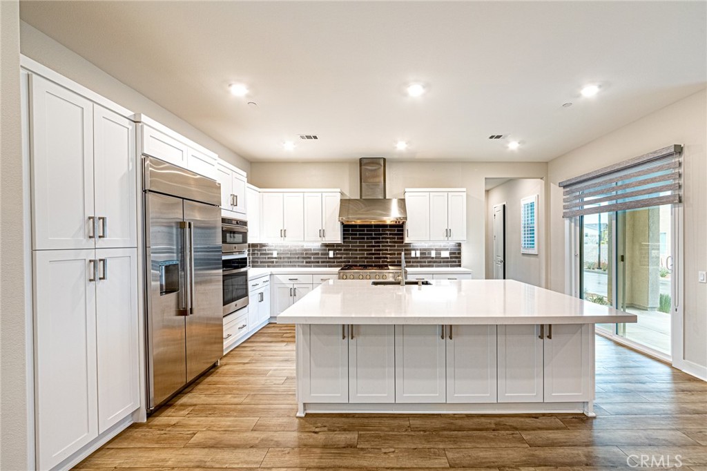 27018 Goldfields Court Property Photo 9