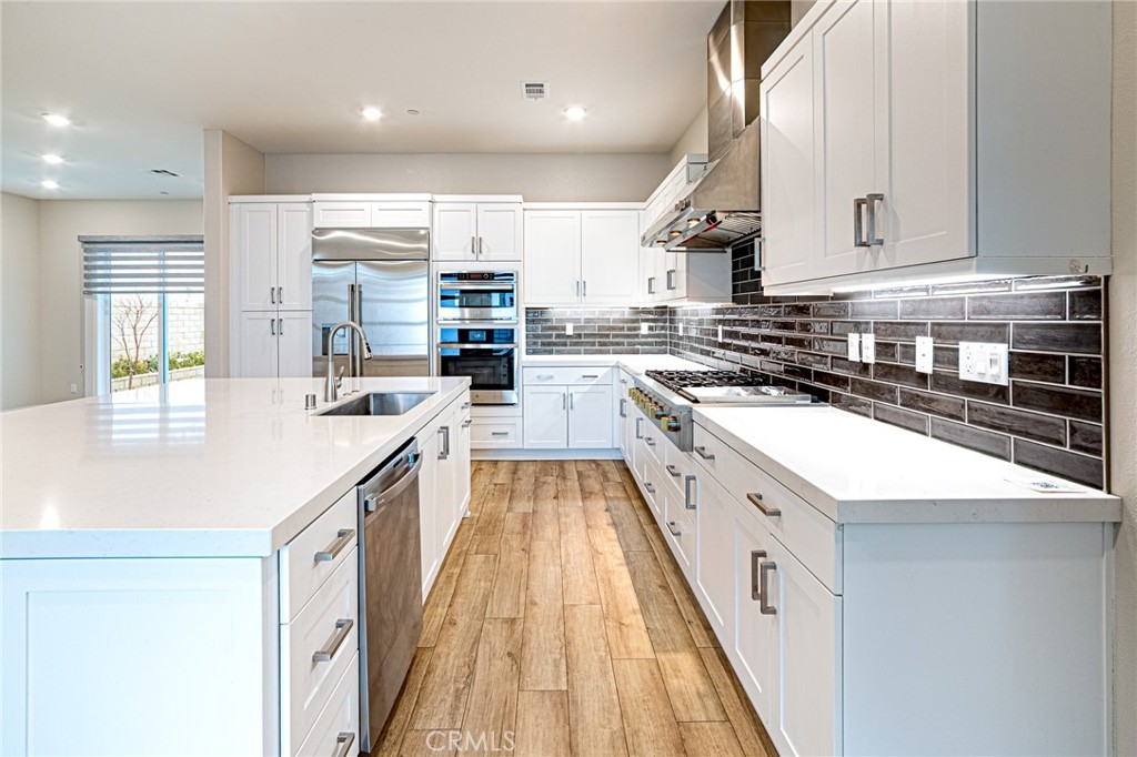 27018 Goldfields Court Property Photo 13