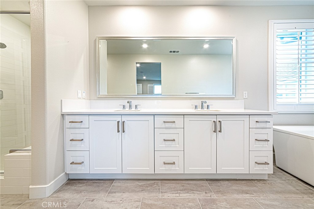 27018 Goldfields Court Property Photo 24