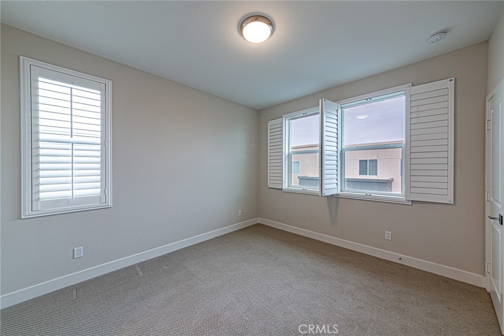 27018 Goldfields Court Property Photo 32