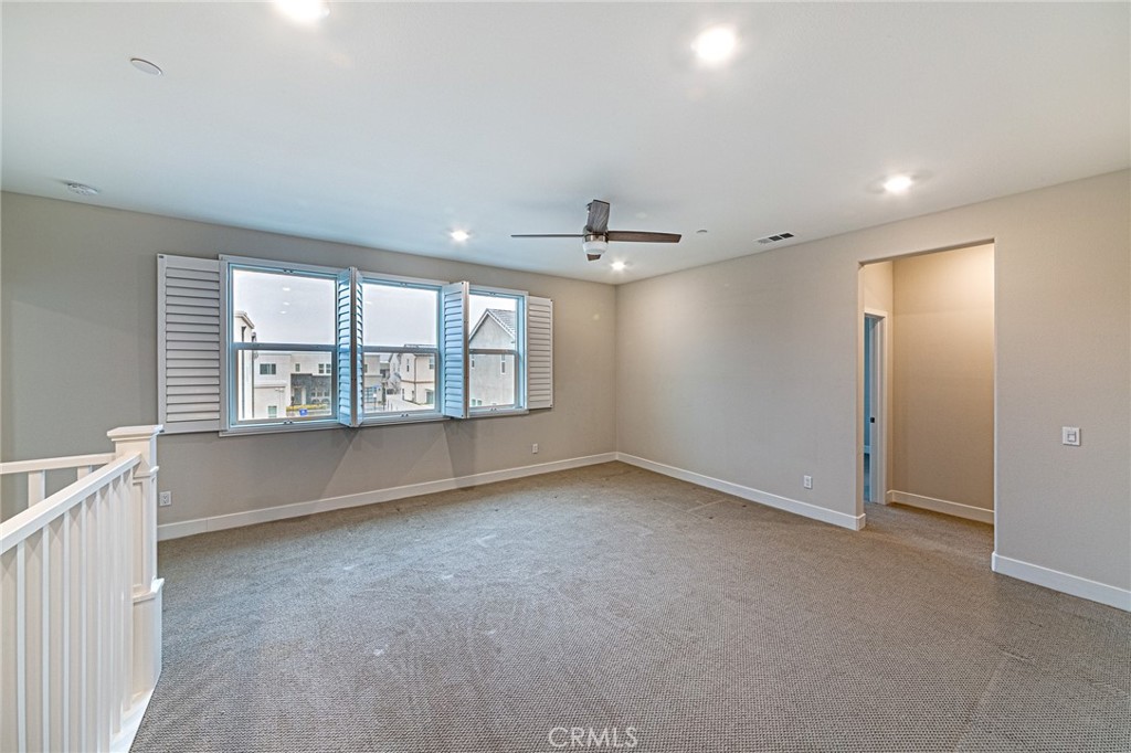 27018 Goldfields Court Property Photo 36