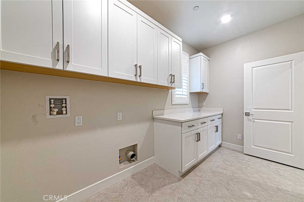 27018 Goldfields Court Property Photo 40