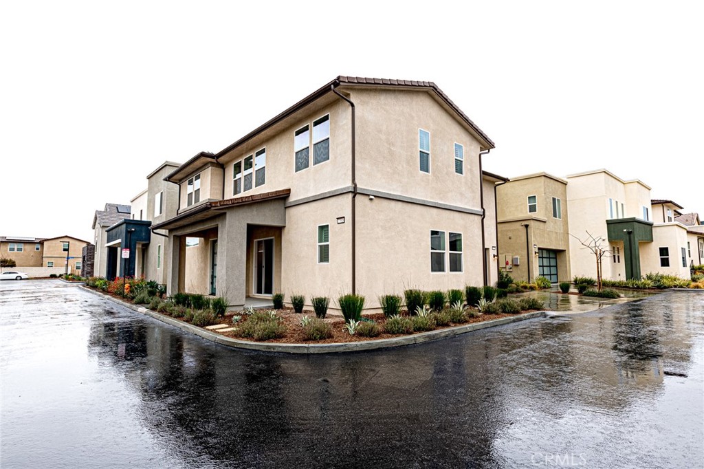 27018 Goldfields Court Property Photo 45