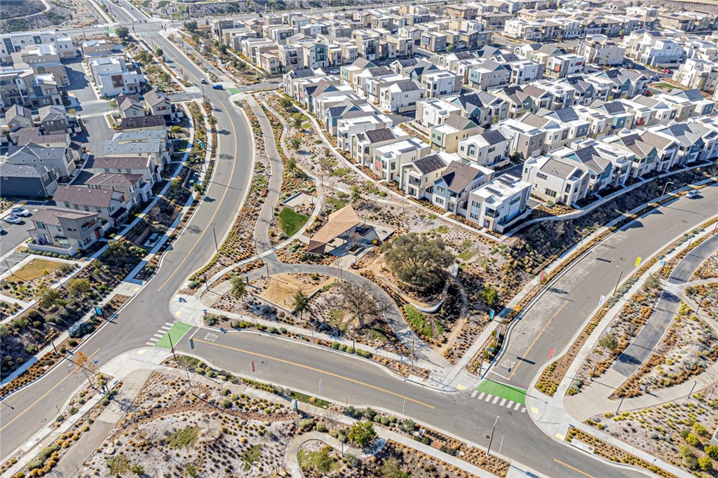 27018 Goldfields Court Property Photo 49