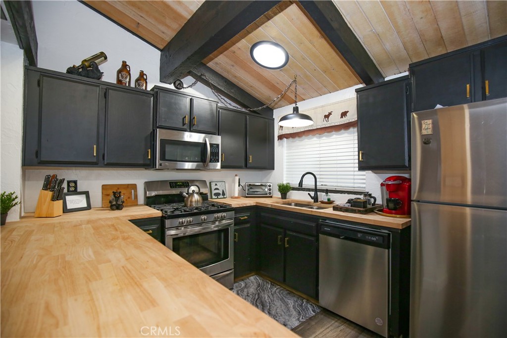 861 Thrush Drive 30 Property Photo