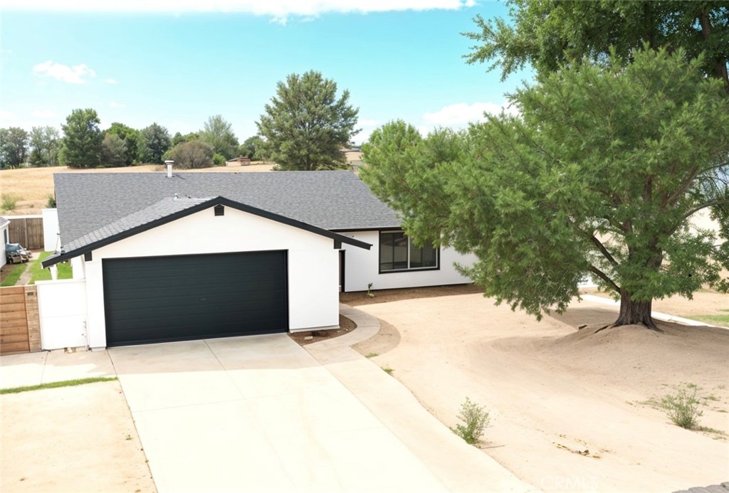 10621 Applewood Drive Property Photo