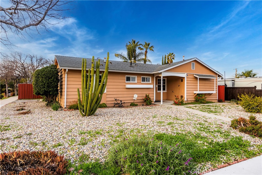 24153 Gilmore Street Property Photo