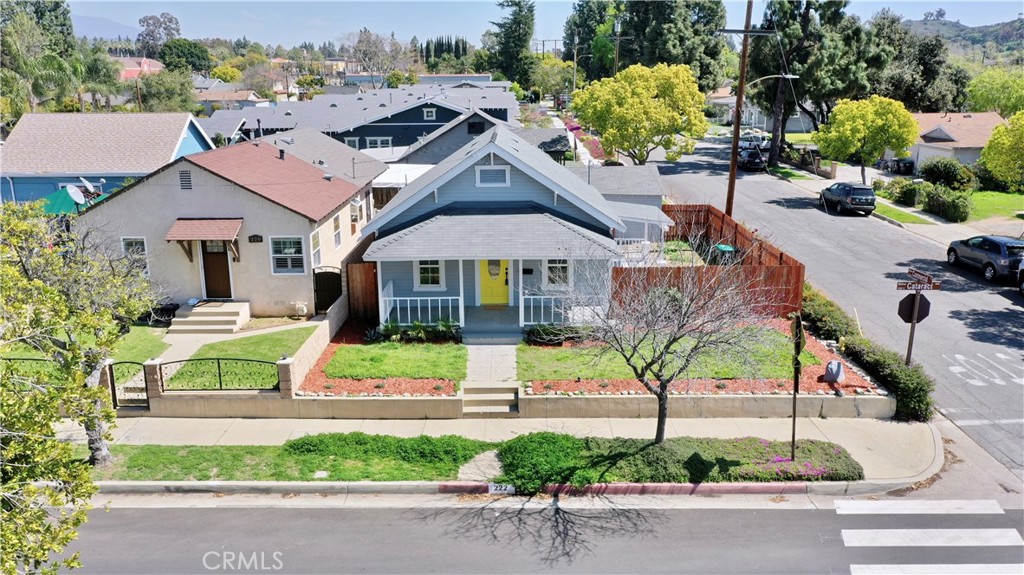 222 S Cataract Avenue Property Photo