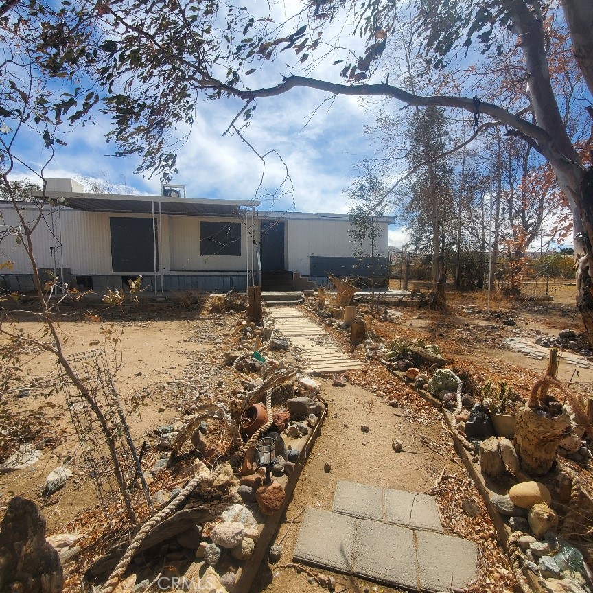 711 E Burns Avenue Property Photo