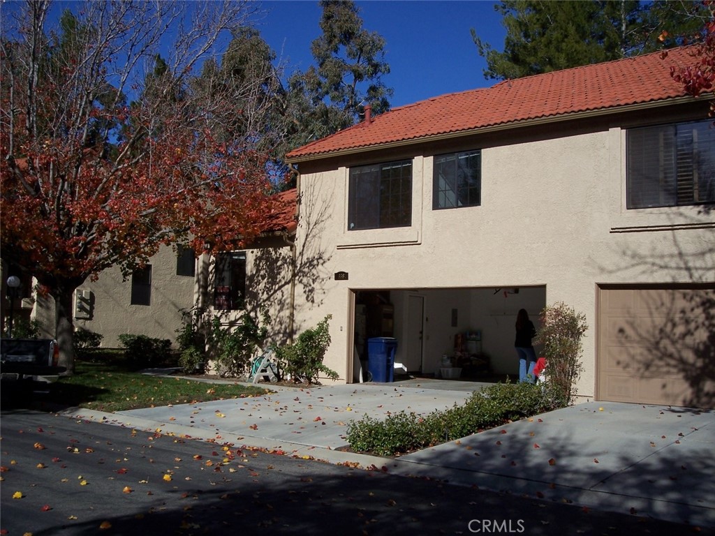 26387 Rainbow Glen Dr Property Photo