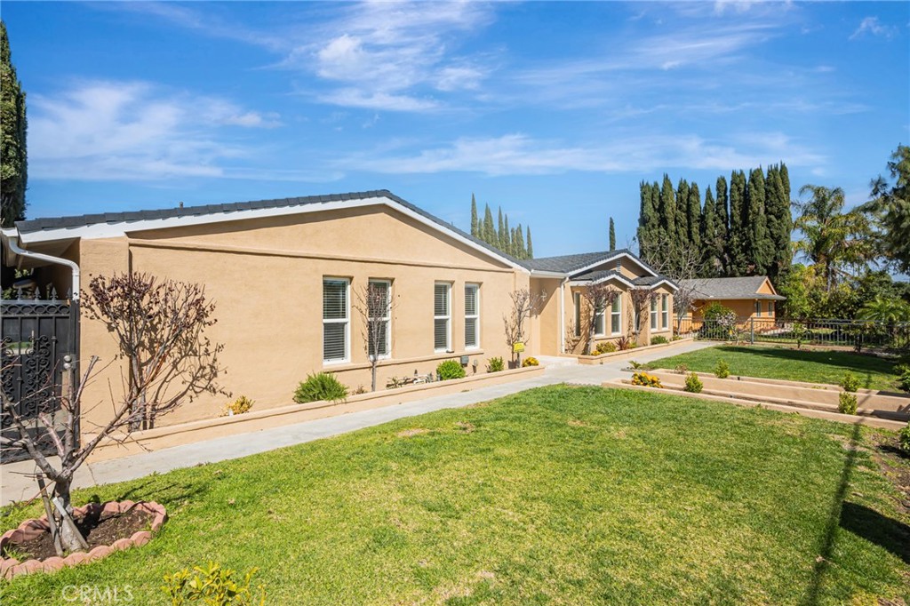17621 Devonshire Street Property Photo