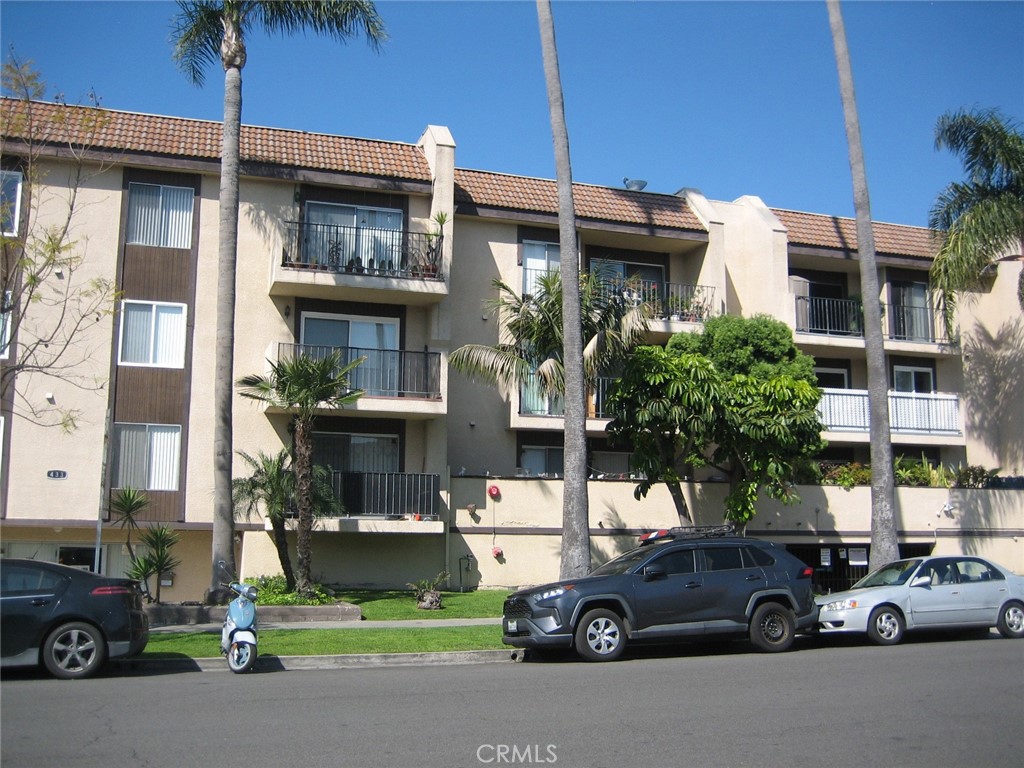 433 S Manhattan Place 201 Property Photo
