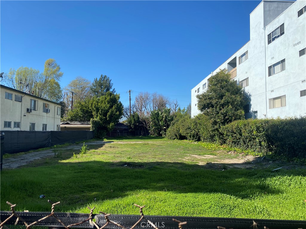 4615 Fulton Avenue Property Photo
