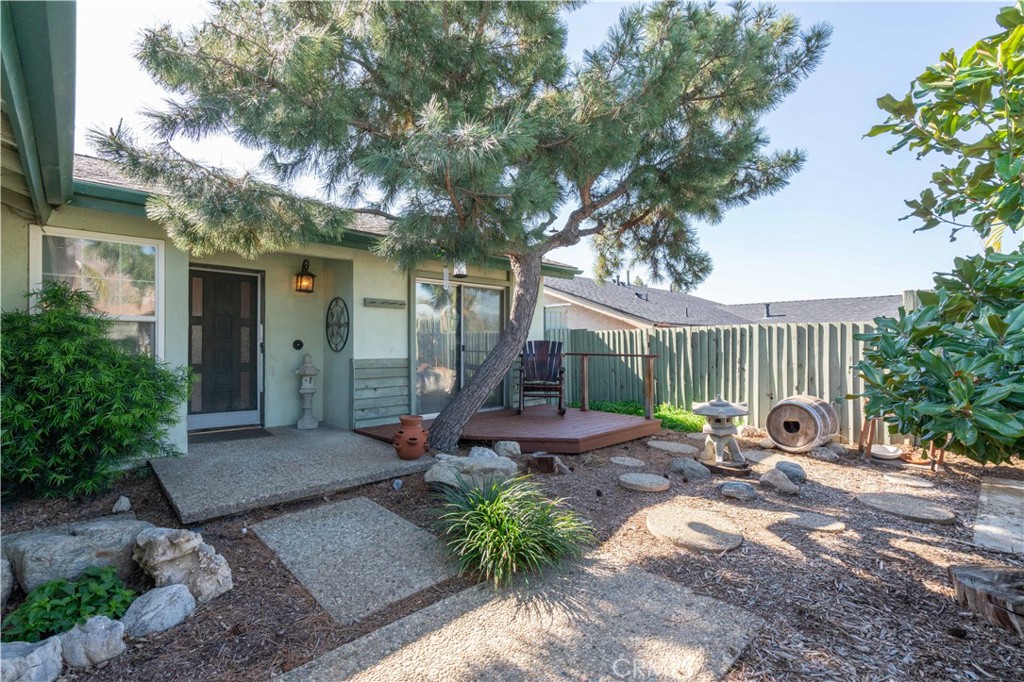 14952 La Mesa Street Property Photo