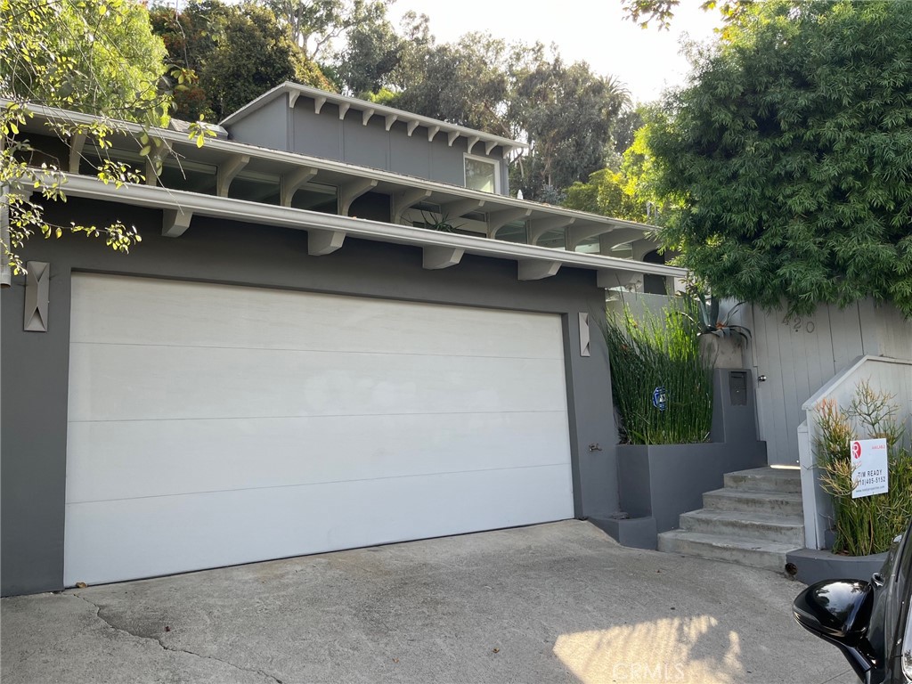 420 Entrada Drive Property Photo