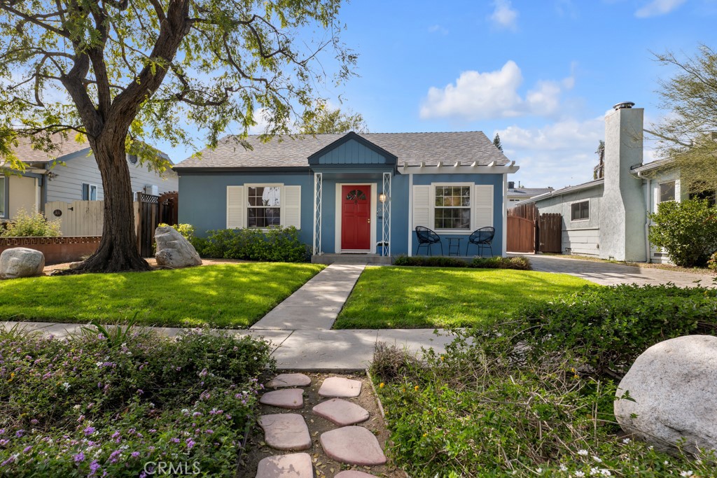 5749 Irvine Avenue Property Photo