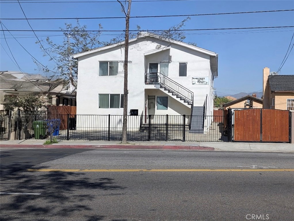 12929 Van Nuys Boulevard Property Photo