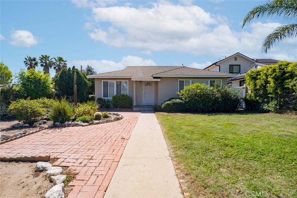 17068 Kingsbury Street Property Photo