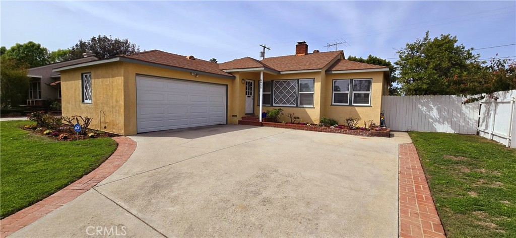 6455 Amigo Avenue Property Photo
