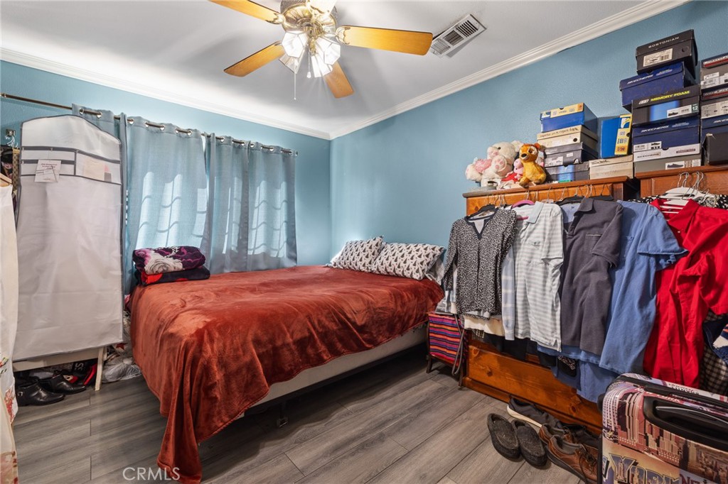 11430 Califa Street Property Photo 11