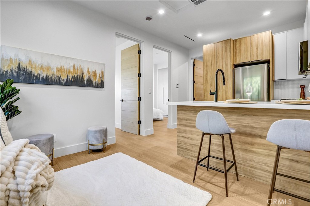 19144 Keswick Street Property Photo